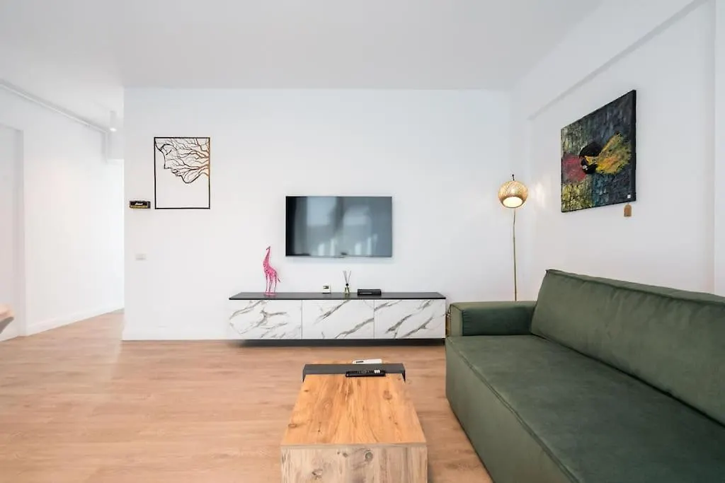The Green - Family Oasis - Loft Voluntari 0*,  Romania